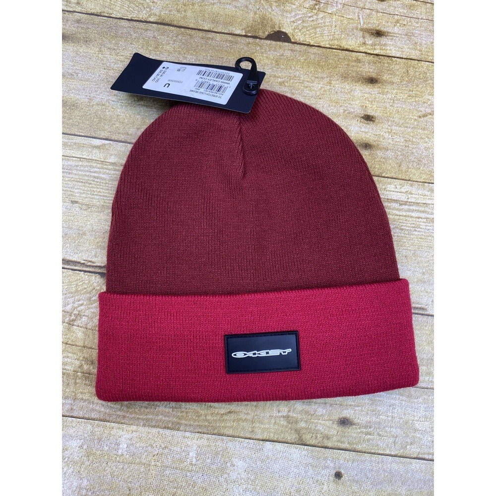 Oakley TC STRETCH LOGO BEANIE‎ RED LINE/IRON RED Winter Hat NEW